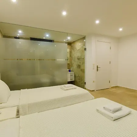 Royal Blue - Zeytouna Villa